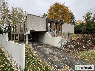 $720,000 - Bungalow for sale in Sherbrooke (Jacques-Cartier) Image# 5