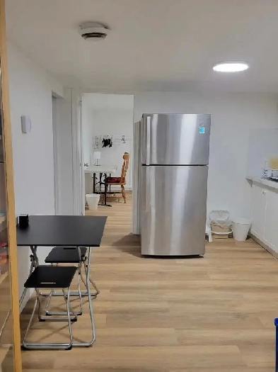 Chambre près du métro Honoré Beaudgrand Image# 1