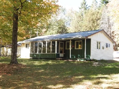 WOW!! 3Bdr Family home with 2 acres UNDER $380,000! Image# 7