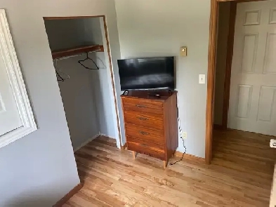 room for rent Chatsworth area Image# 3