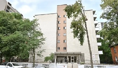 1 Bedroom Unit available in Downtown building Image# 1