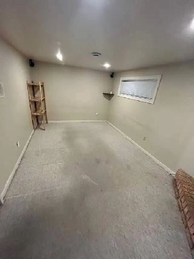 TEMPORARY ACCOMMODATION AVAILABLE FOR BOYS IN MISSISSAUGA Image# 1