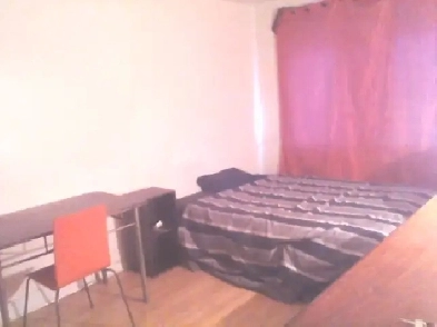 Calm Bedroom All included NDG, Chambre Calme Tout Inclus Image# 1