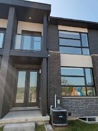 Townhouse for Rent - Welland Image# 1