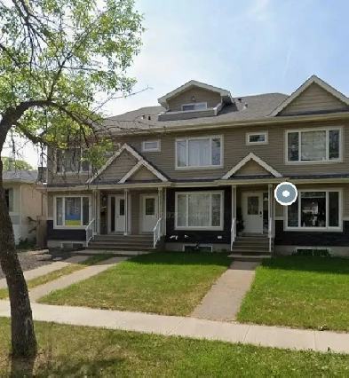 3 BDRM Townhouse for Rent near Bonnie Doon Mall LRT Image# 1