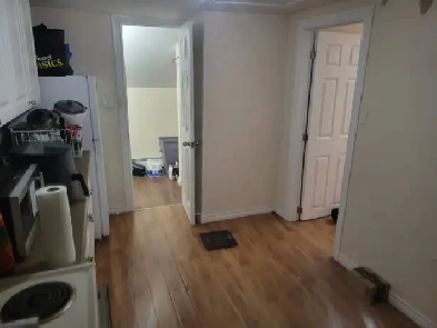 Cozy 1 Bedroom apartment in a central location-Sudbury Image# 8