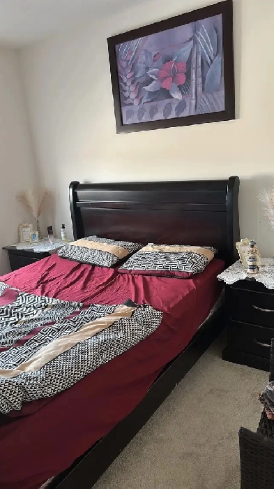 Private room available for girl in London- 500$ only Image# 1