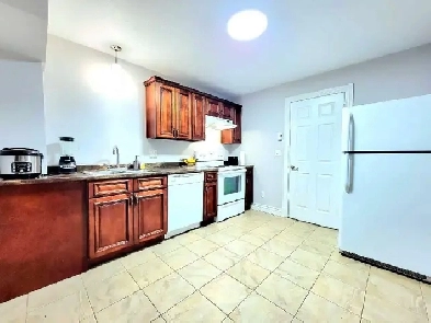 1 BED APART FOR RENT DOWNTOWN UTILITIES INCLUDED Image# 1