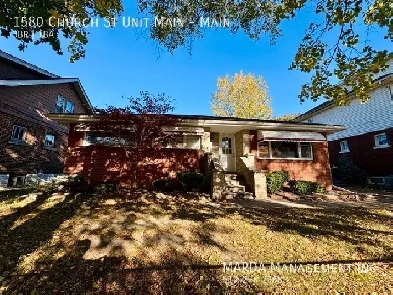 COZY 3 BED / 1 BATH UNIT IN SOUTH CENTRAL WINDSOR   60% OF UTILI Image# 1