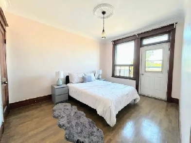 2 Beds  1 Bath ALL Included- NDG - Short and Long Term Image# 1