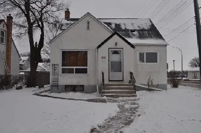 Deer Lodge 3 Bedroom House For Rent Image# 1