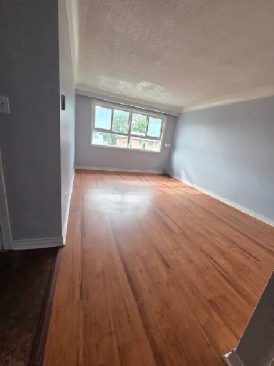 Renovated Spacious & Bright 3 bdrm apt w balcony Avail Now! Image# 1