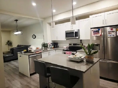 Townhome for Rent - FIRST MONTH FREE Image# 1