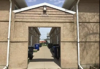 Open-Concept 2 Bedroom Apartment in Langham – $1350/month! Image# 1