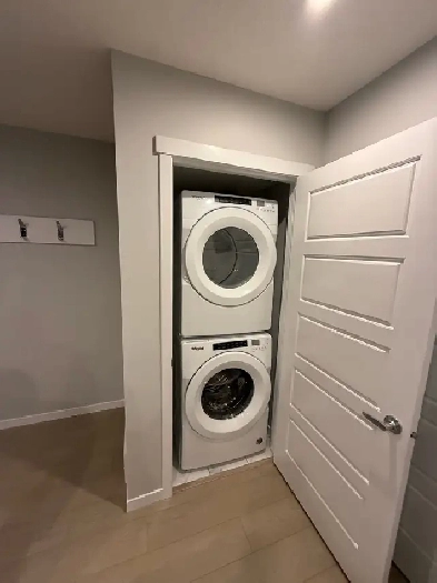 garage suite for rent Image# 1