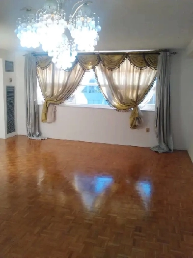 2 bdrm 1 bth 1000 sqft Condo $439,999 Balcony parking PETS   rec Image# 8