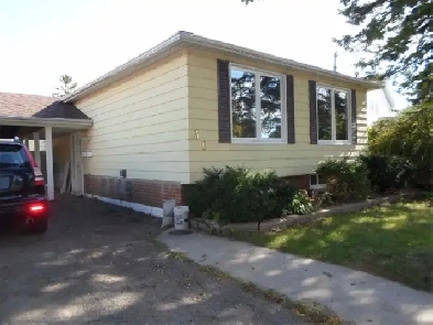 3 Bedroom Bungalow For Rent in Georgetown Includes All Utilities Image# 1