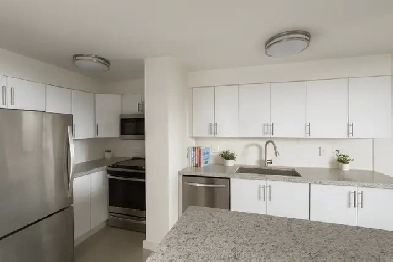 Move in Today!! Don't pay till January 1st, 2026! Image# 1