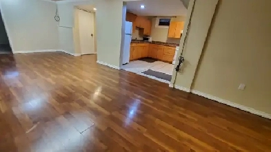 $1495.3 BEDS AVAIL. NOW COLLEGE HEIGHTS. HALF MONTH'S RENT FREE Image# 5