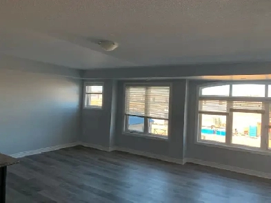 Brampton 3 bedroom townhouse for rent Image# 1