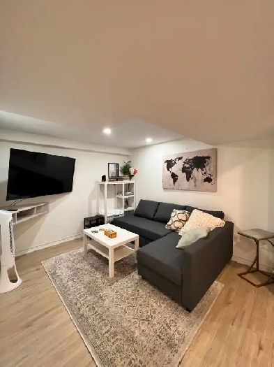 Newly renovated 2 bedroom sublet - Jan 1, April 30, 2026 Image# 1