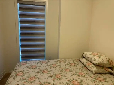 01 Bedroom for Rent in 3-Bedroom Townhouse Image# 3