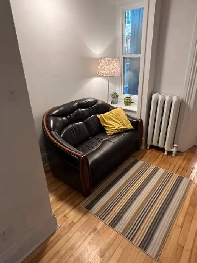 Grand 3 1/2 tout inclus, Quartier St-Jean-Baptiste Image# 1