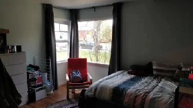 2 Bedroom Main Floor near Belgravia LRT, UofA, Whyte Ave Image# 1