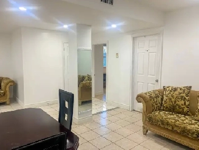 Renovated basement (Brimley and Eglinton) Image# 1