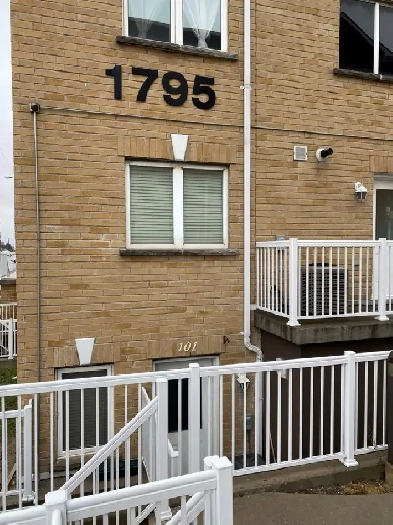 Condo Town House for Rent in Scarborough Image# 1