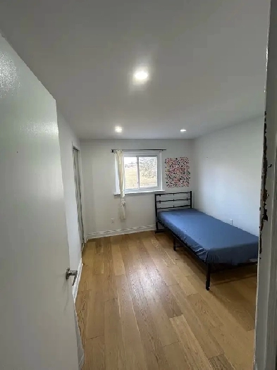 Private room available on upper floor in a detached house Image# 1