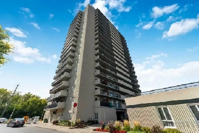 Updated 2-Bed Condo with Parking at the Chateau Vanier Image# 5
