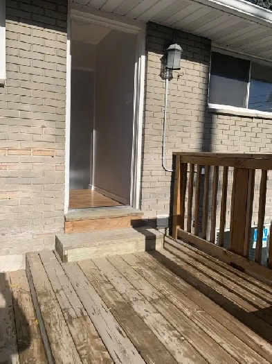 All-inclusive 3 Bed 2 Bath basement unit near Algonquin for rent Image# 1