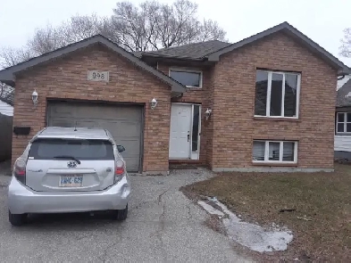 student room ( for girl)-close to university and mall Image# 1