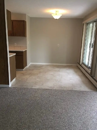 2 BDR  in quiet building Image# 7