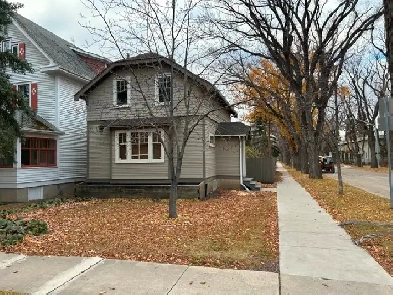 Nutana. 3 Bedroom 2 Storey Image# 1