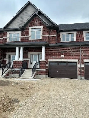 Sunny & Spacious. 1.5 YEAR NEW- 3 Bed Townhome in Wasaga Beach Image# 1