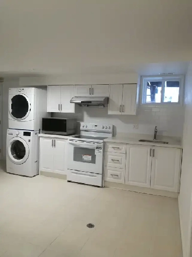 One basement bedroom with private washroom, port union/Lawson Rd Image# 1