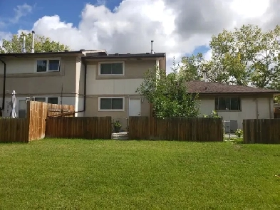 two bedroom townhouse unit for rent East Regina Image# 1