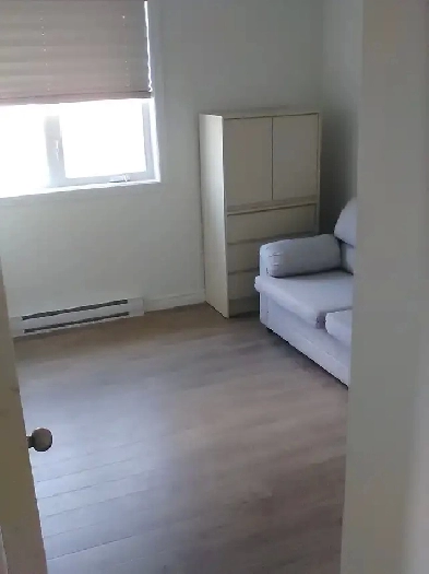 Chambres à louer - Coloc recherché(es)  lire au complet Image# 1