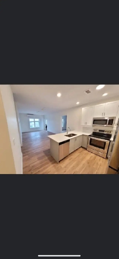 1 bed 1 bath Image# 2