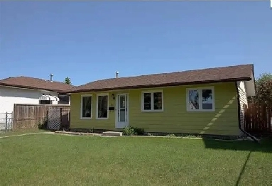 House for Rent, 3-Bedroom, Pet-Friendly in St. Vital Image# 1