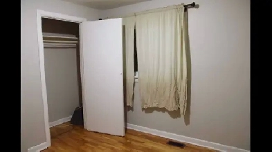 Room near La Cite December 1st Image# 1