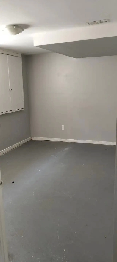 1 Bedroom Basement with Separate entrance Image# 1