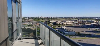 Room for rent - Vaughan - VMC TTC Zum YRT - Utilities included Image# 2