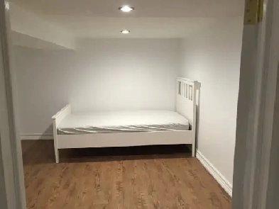 Manning Ave rent Image# 1