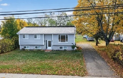 Shediac - 671 Main St - Solar Panels, EV High End Charger Image# 8