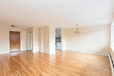 3 1/2 apartment available for rent now in Cote St Luc! Image# 4