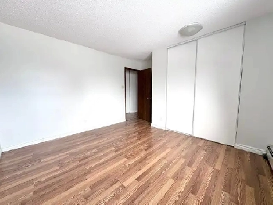 2 BEDROOM 1 BATH - MAIN FLOOR UNIT - WALKOUT PATIO Image# 1