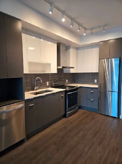 Penthouse condo downtown Kelowna for rent: 1775 Chapman place Image# 1